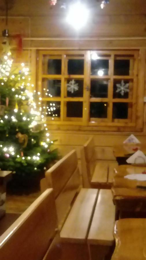 Goralska Czarcia Chata Pod Jalowcem ستريشافا المظهر الخارجي الصورة